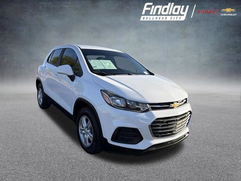Used 2021 Chevrolet Trax LS w/ Tint and Cruise Package FWD image 1
