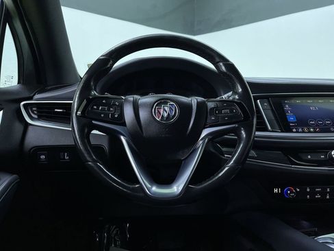 Used 2023 Buick Enclave Essence image 19