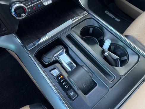 Certified 2021 Ford F150 Lariat w/ Equipment Group 502A High image 25