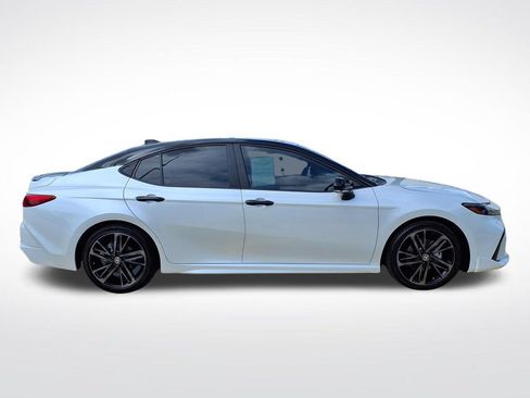 Used 2025 Toyota Camry XSE FWD image 5