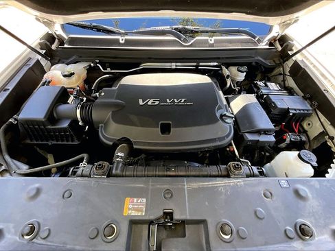 Used 2022 GMC Canyon Denali image 27