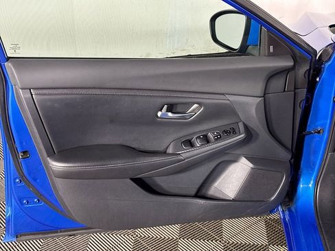 Used 2022 Nissan Sentra SV image 10