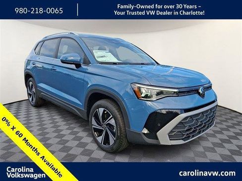 New 2025 Volkswagen Taos SE image 1