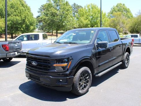 New 2026 Ford F150 XLT w/ Equipment Group 302A MID AWD/4WD image 13