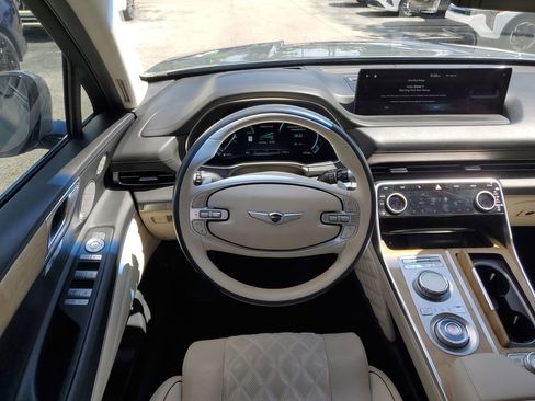 Used 2024 Genesis GV80 3.5T Advanced AWD/4WD image 11