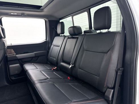 Used 2024 Ford F250 Lariat image 27