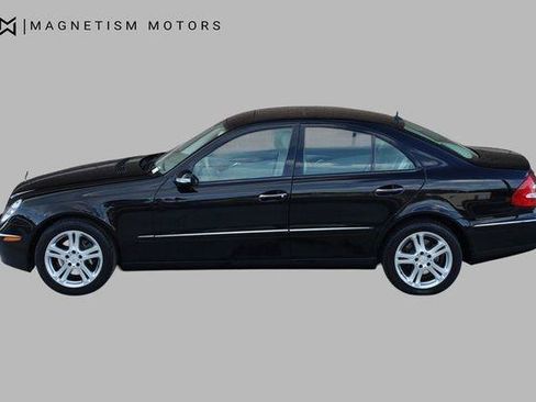 Used 2006 Mercedes-Benz E 350 4MATIC Sedan image 2