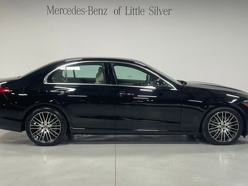 Used 2025 Mercedes-Benz C 300 4MATIC Sedan image 7
