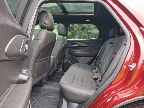 Used 2025 Chevrolet TrailBlazer RS w/ Convenience Package AWD/4WD image 10