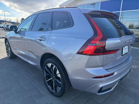 New 2026 Volvo XC60 T8 Plus w/ Climate Package image 4