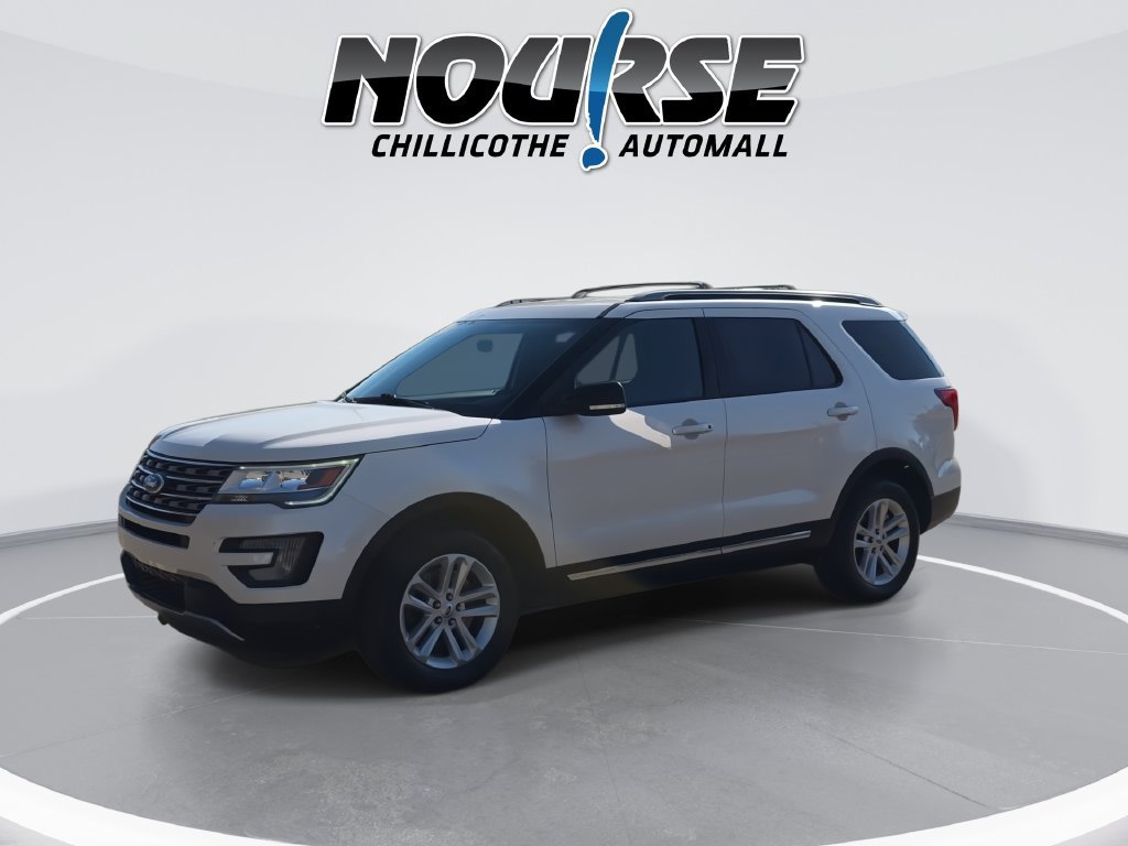 Used 2017 Ford Explorer XLT w/ Class II Trailer Tow Package FWD image 4