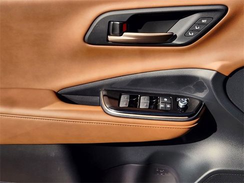 New 2025 Toyota Crown Signia Limited image 15