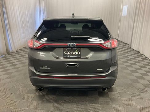 Used 2017 Ford Edge SE FWD image 5