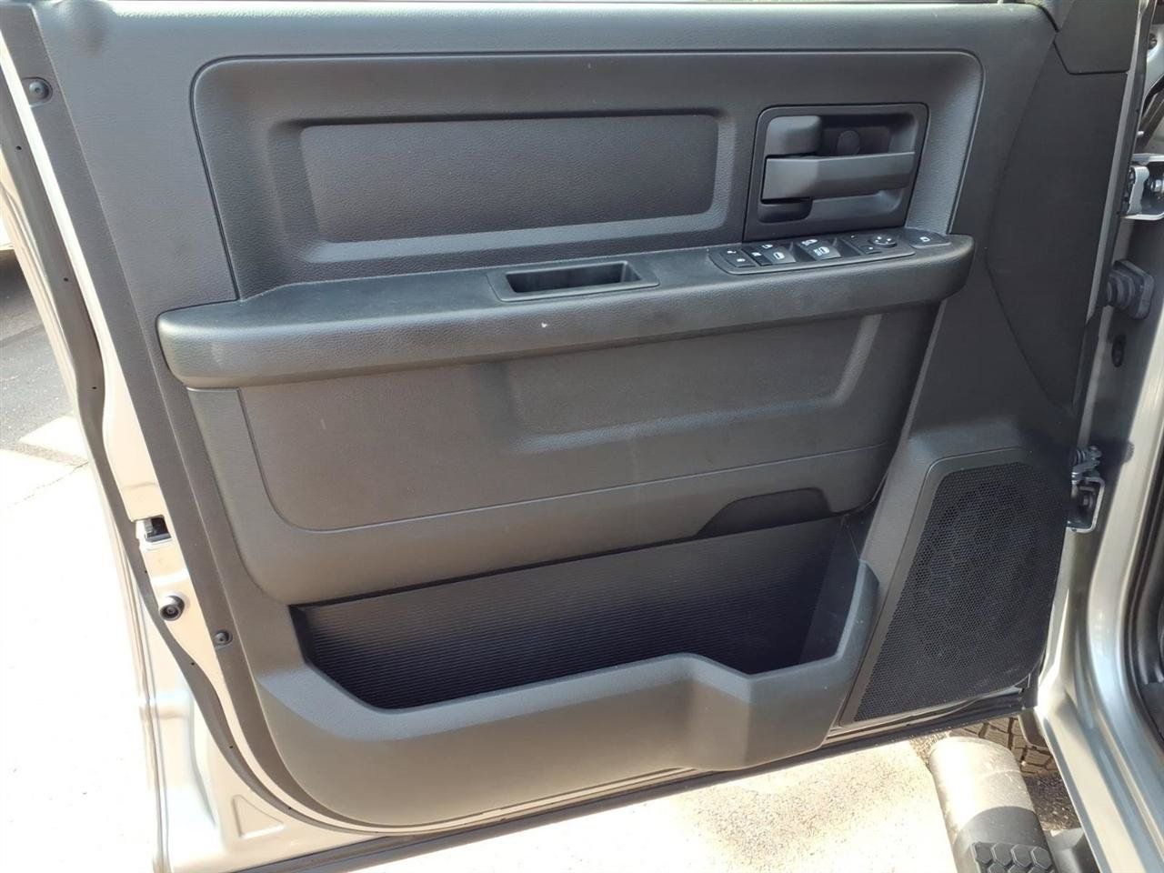 Used 2023 RAM 2500 Tradesman w/ Safety Group AWD/4WD image 17