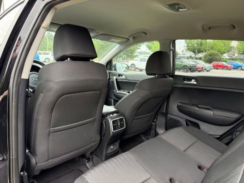 Used 2019 Kia Sportage LX FWD image 27