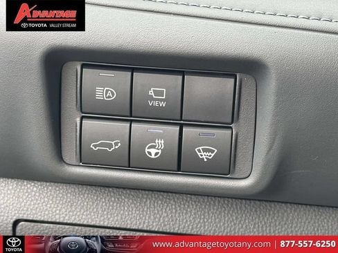 Used 2022 Toyota Highlander Platinum AWD/4WD image 27