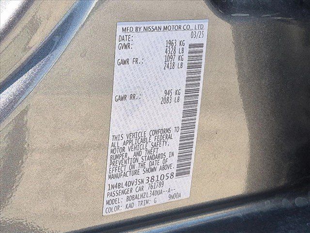 Used 2025 Nissan Altima 2.5 SV FWD image 22