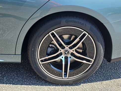 New 2026 Mercedes-Benz E 350 4MATIC Sedan image 34