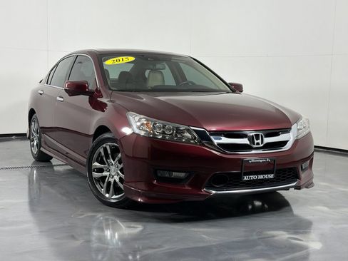 Used 2015 Honda Accord Touring image 2