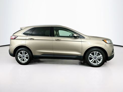 Used 2020 Ford Edge SEL w/ Convenience Package FWD image 10