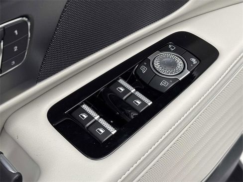 New 2026 Lincoln Nautilus Premier w/ Jet Appearance Package image 22