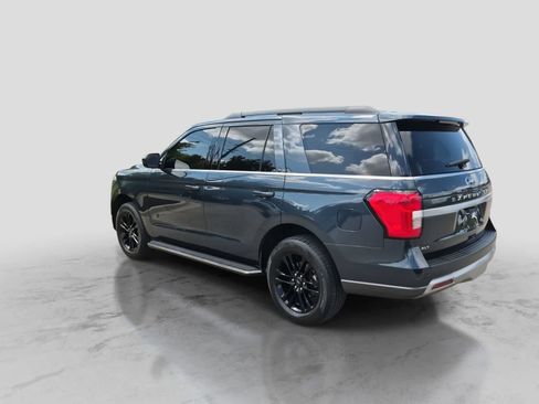 Used 2022 Ford Expedition XLT RWD image 6