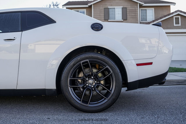 Used 2019 Dodge Challenger R/T Scat Pack RWD image 5