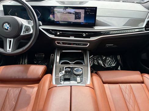 Certified 2023 BMW X7 M60i w/ Executive Package image 18