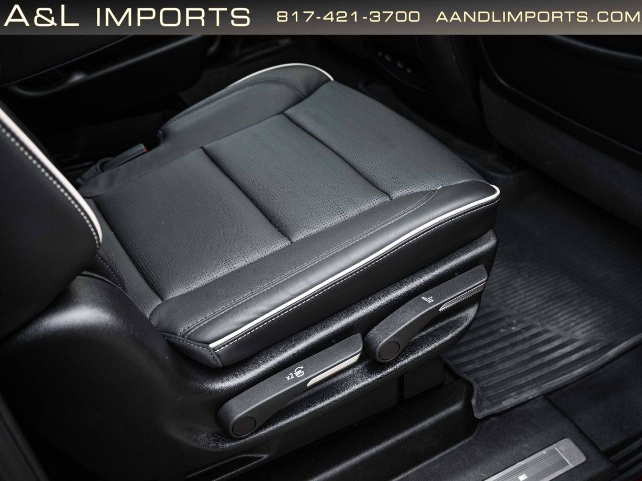 Used 2024 Cadillac Escalade ESV Premium Luxury AWD/4WD image 65