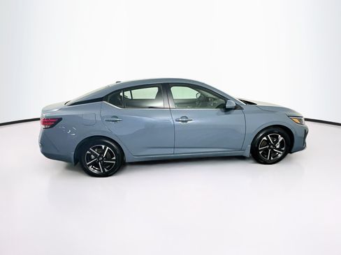 Used 2025 Nissan Sentra SV w/ Trunk Package FWD image 10