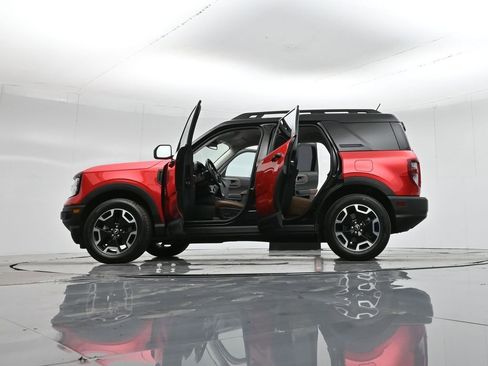 Used 2023 Ford Bronco Sport Outer Banks w/ Tech Package image 49