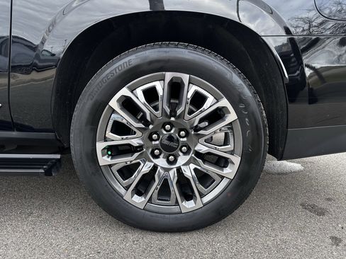 Used 2024 GMC Yukon XL Denali Ultimate image 20