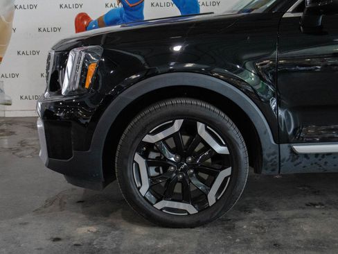 Used 2025 Kia Telluride S AWD/4WD image 17