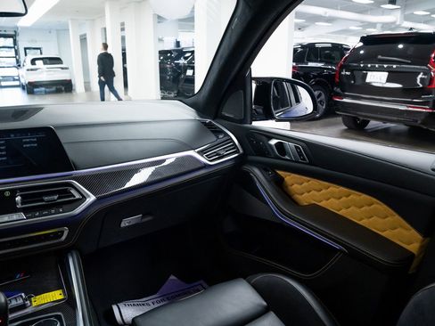 Used 2021 BMW X5 M w/ Competition Package image 10