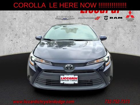 Used 2024 Toyota Corolla LE FWD image 2