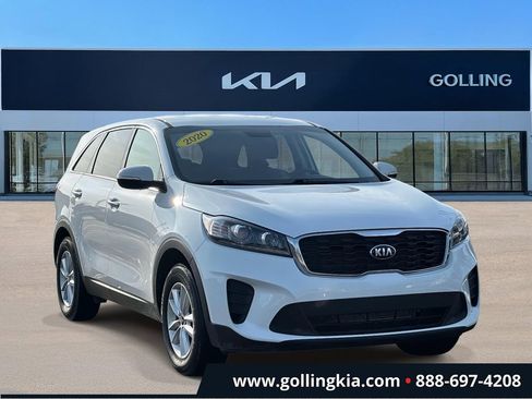 Used 2020 Kia Sorento LX image 1