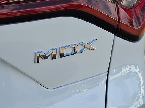 New 2026 Acura MDX SH-AWD image 10
