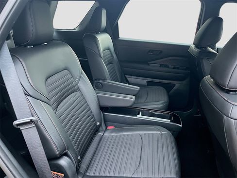 Used 2024 Nissan Pathfinder Rock Creek image 28