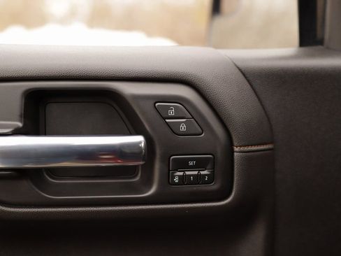 Used 2021 GMC Sierra 1500 AT4 image 25