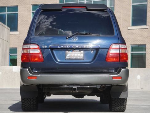 Used 2004 Toyota Land Cruiser AWD/4WD image 20