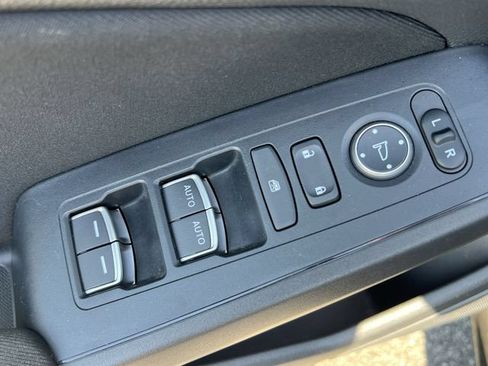 Used 2024 Honda Civic Sport image 31
