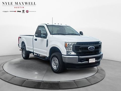 Used 2022 Ford F250 XL w/ Power Equipment Group image 2