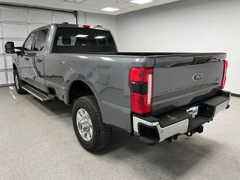 Used 2023 Ford F350 XLT w/ 360-Degree Camera Package AWD/4WD image 8