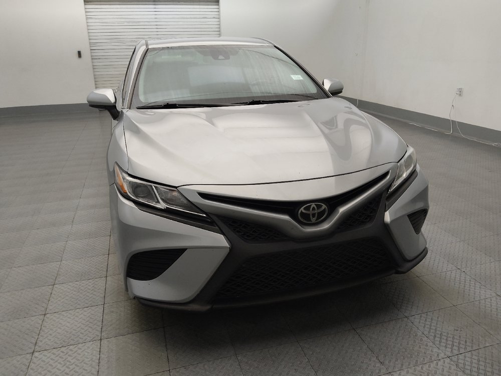 Used 2020 Toyota Camry SE w/ Carpet Mat Package FWD image 14