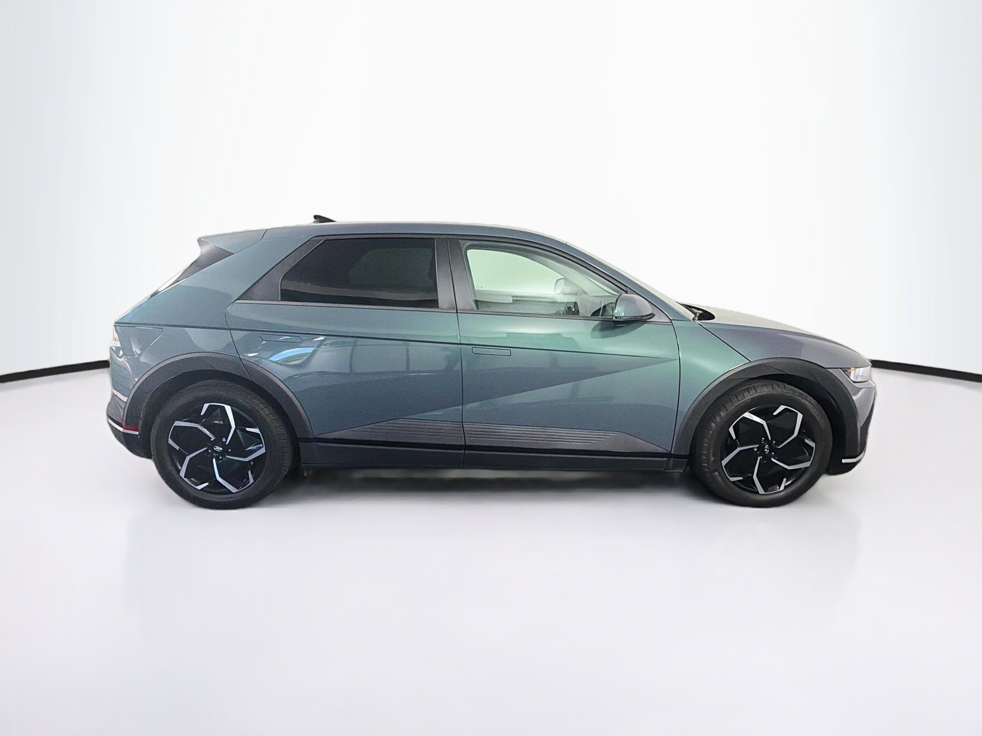 Used 2024 Hyundai Ioniq 5 SEL RWD image 10