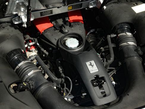 Certified 2021 Ferrari F8 Tributo image 20