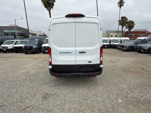 Used 2023 Ford E-Transit Medium Roof RWD image 4