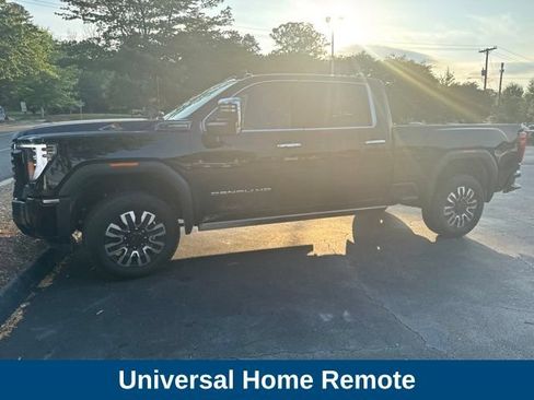 Used 2025 GMC Sierra 2500 Denali Ultimate AWD/4WD image 16
