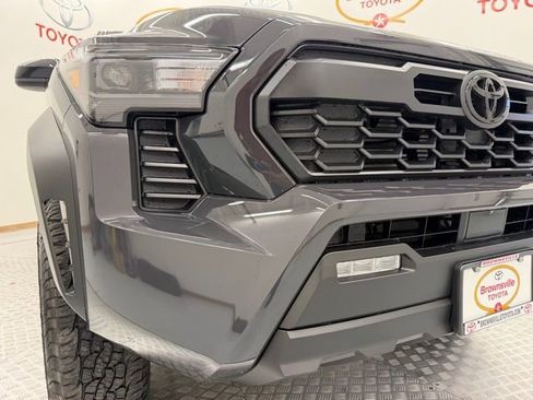 New 2026 Toyota Tacoma TRD Off-Road AWD/4WD image 9