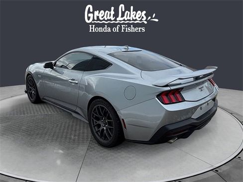 Used 2024 Ford Mustang GT Premium image 3